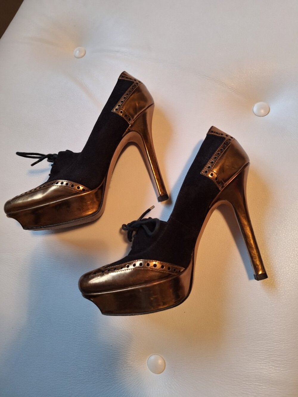 Gucci black and gold platform stiletto heels - Picture 5 of 16